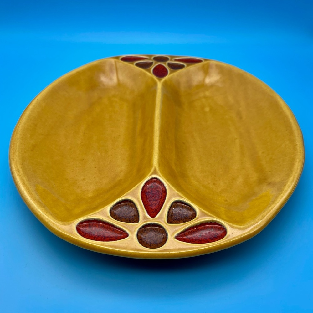 Vtg MCM California USA Pottery Divided Dish mustard yellow with orange & brown